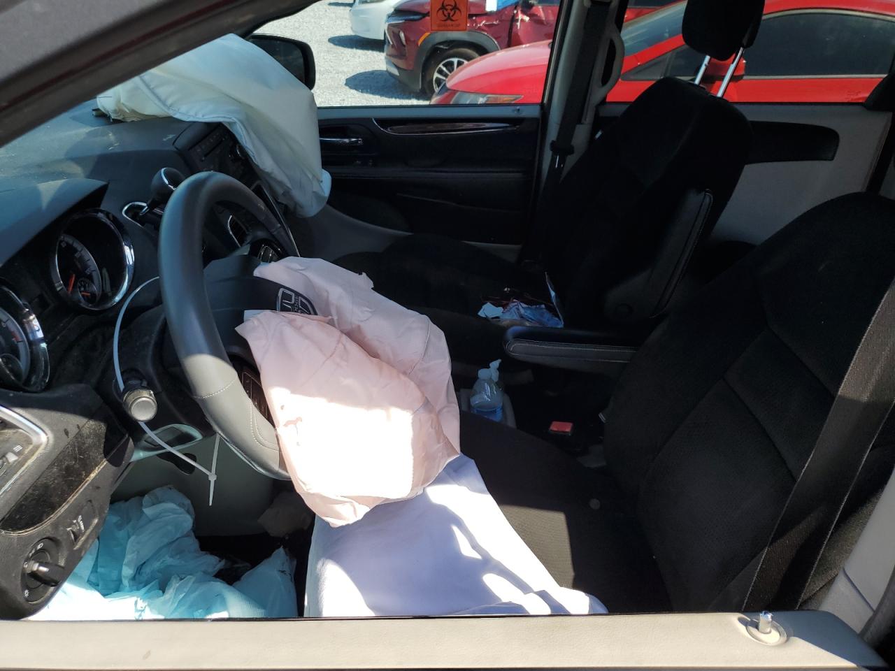 2015 Dodge Caravan - Image 7