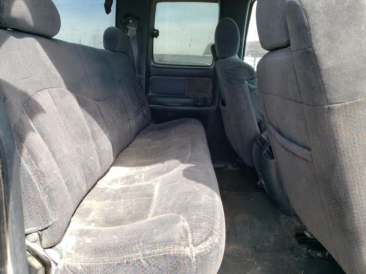 1999 Chevrolet Silverado - Image 10