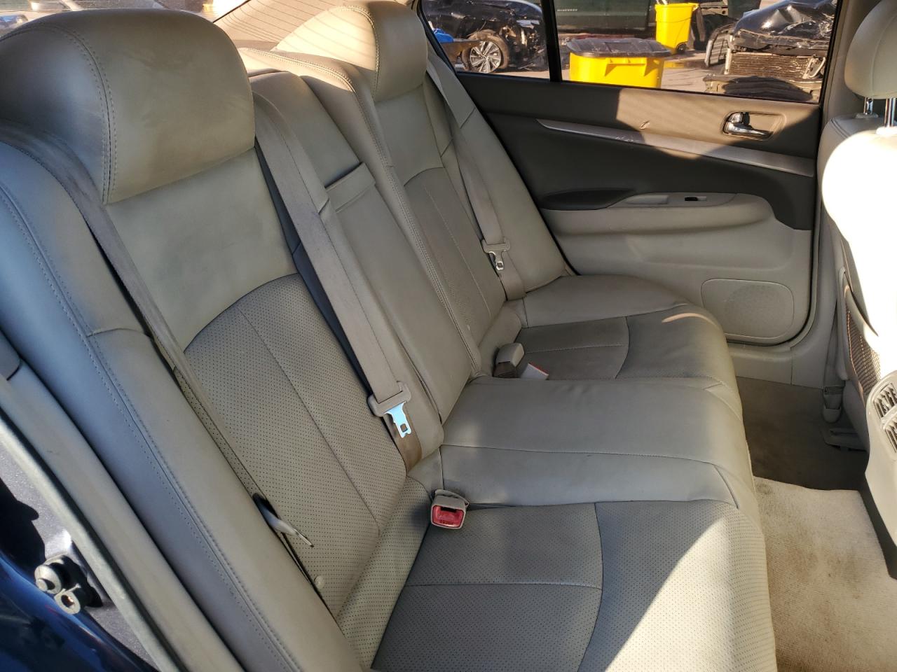 2010 Infiniti G - Image 10