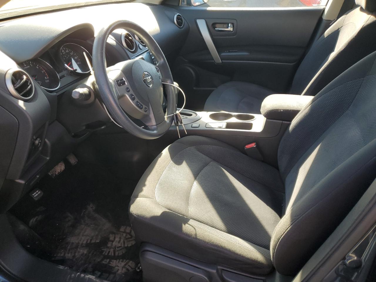 2015 Nissan Rogue - Image 7