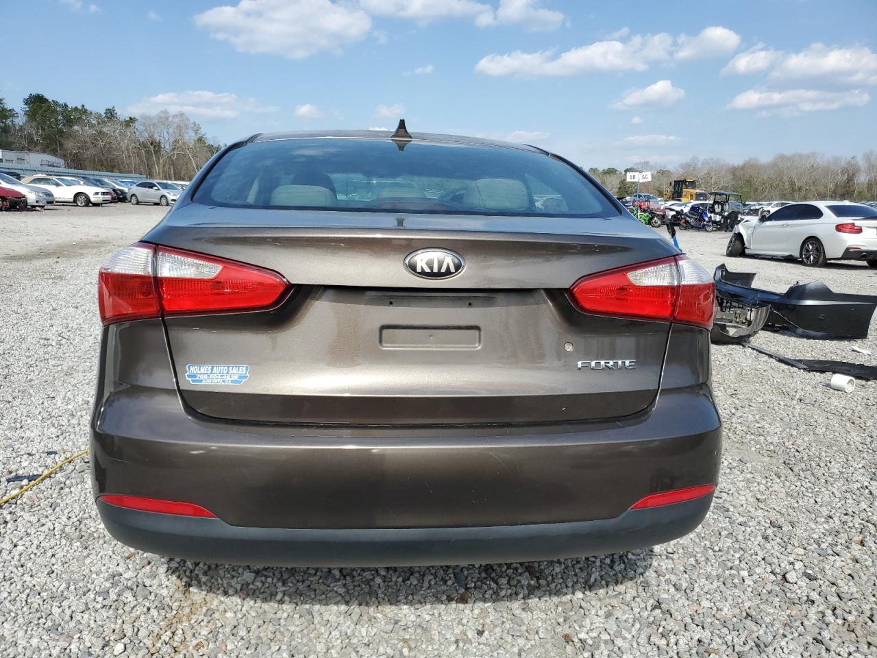 2014 Kia Forte - Image 6