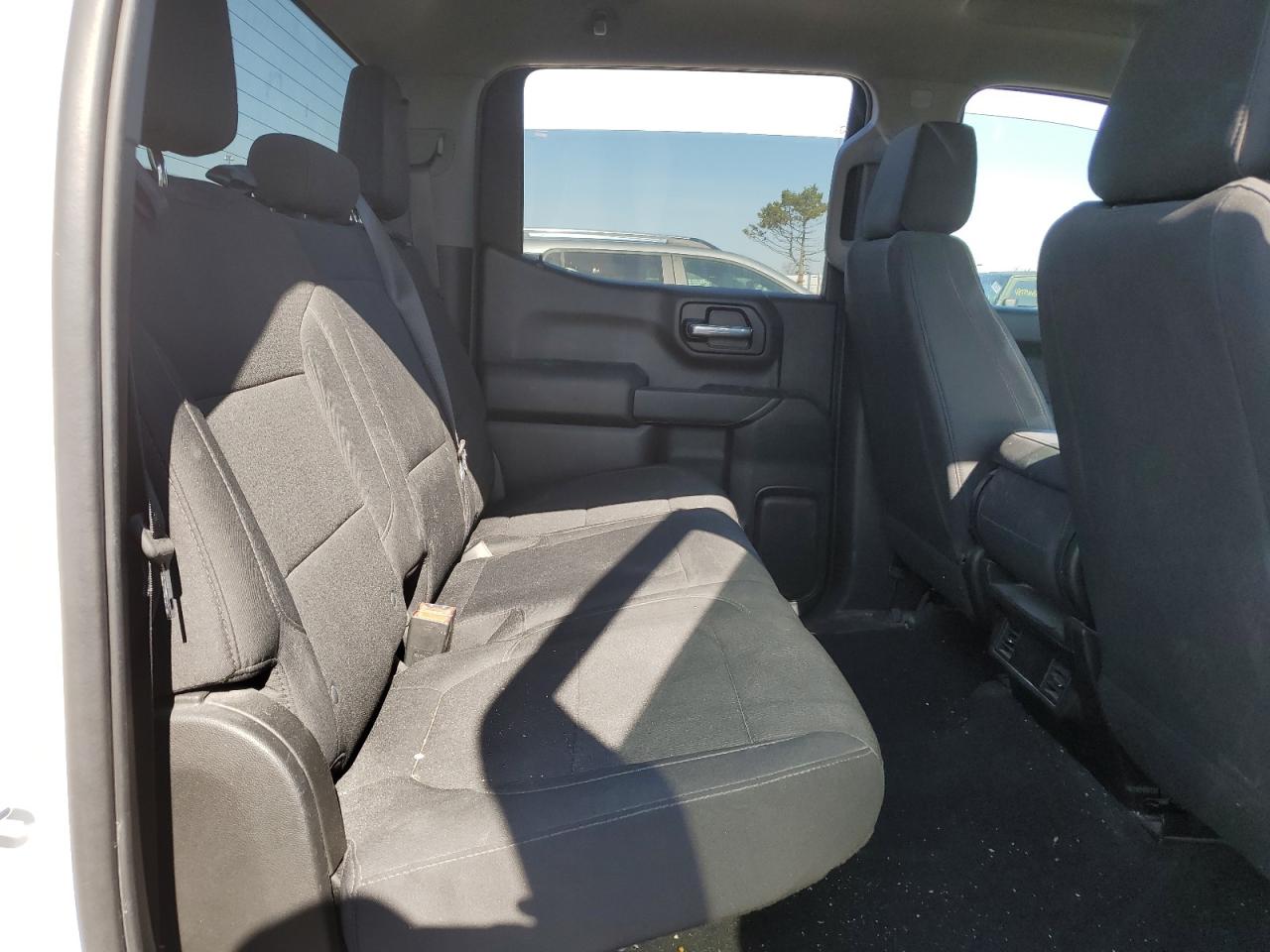 2021 Chevrolet Silverado - Image 10