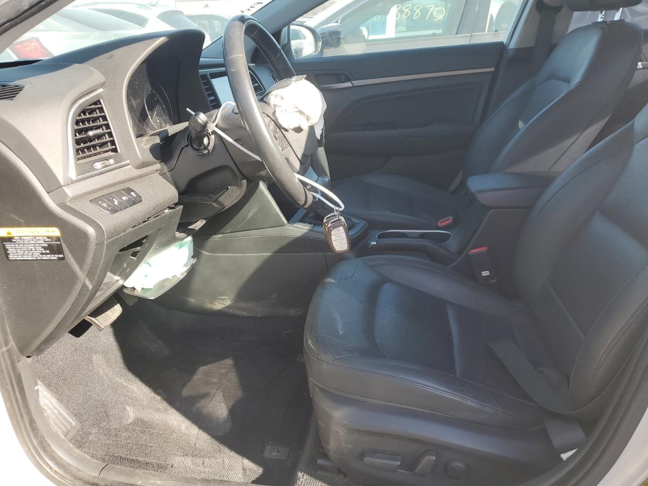 2017 Hyundai Elantra - Image 7