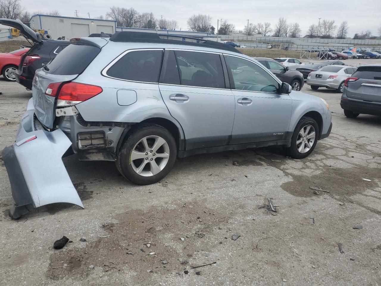 2014 Subaru Outback - Image 3