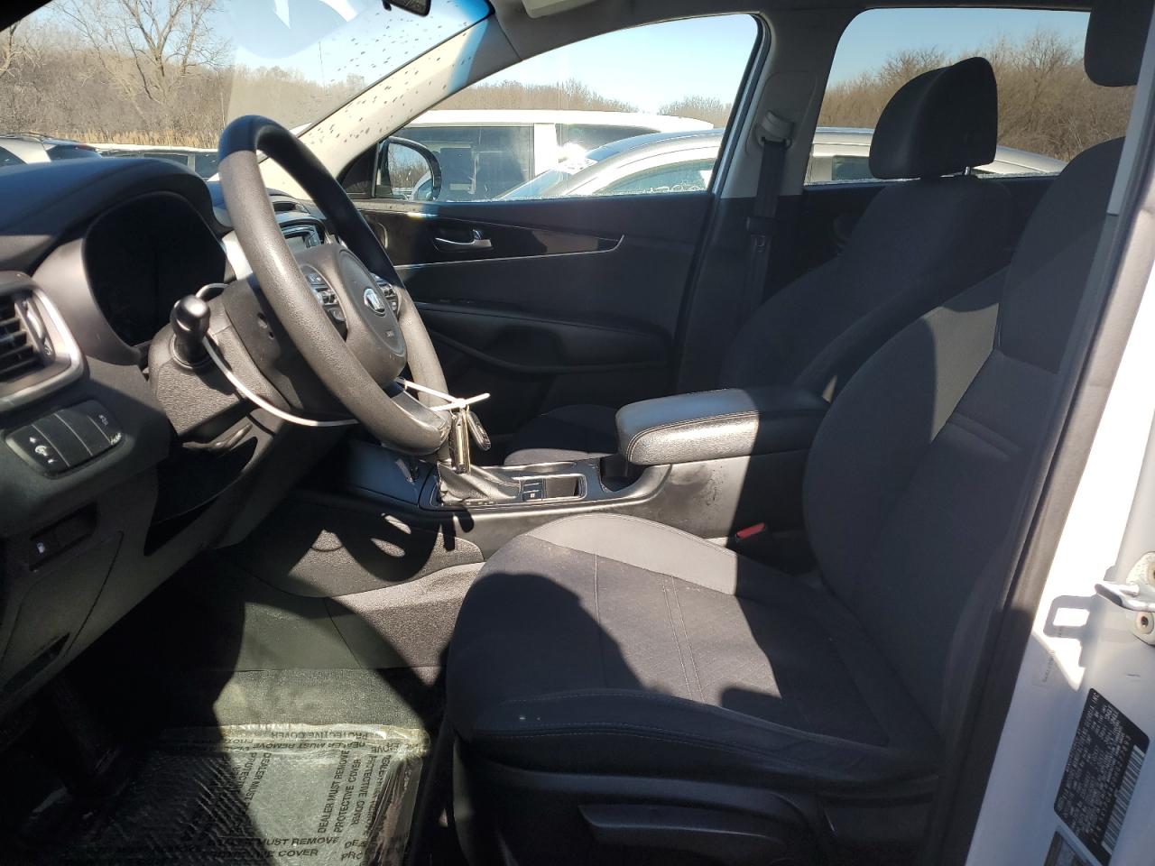 2017 Kia Sorento - Image 7