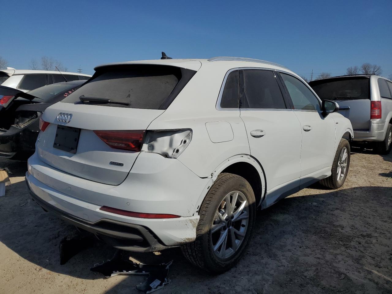 2024 Audi Q3 - Image 3