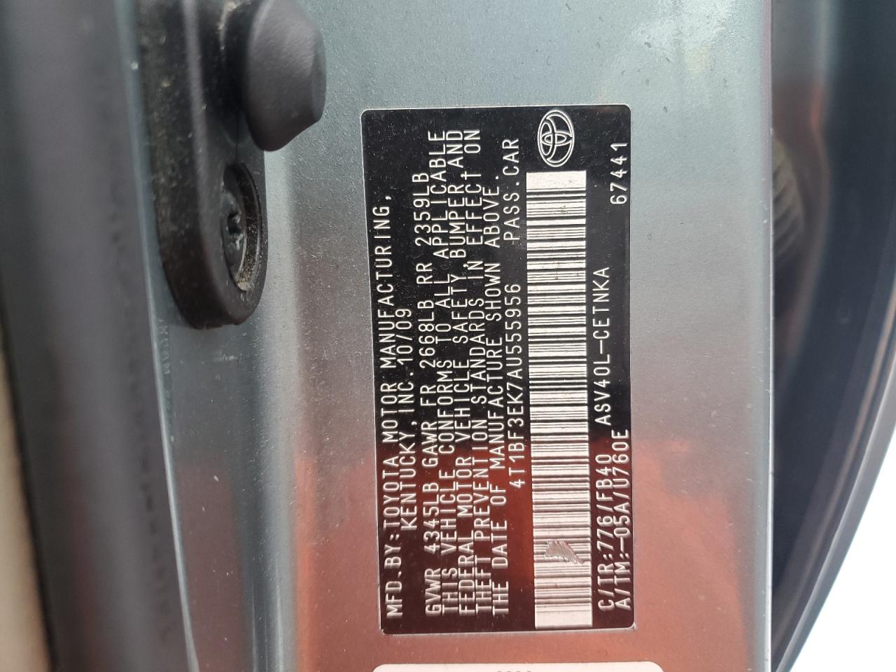 2010 Toyota Camry - Image 12