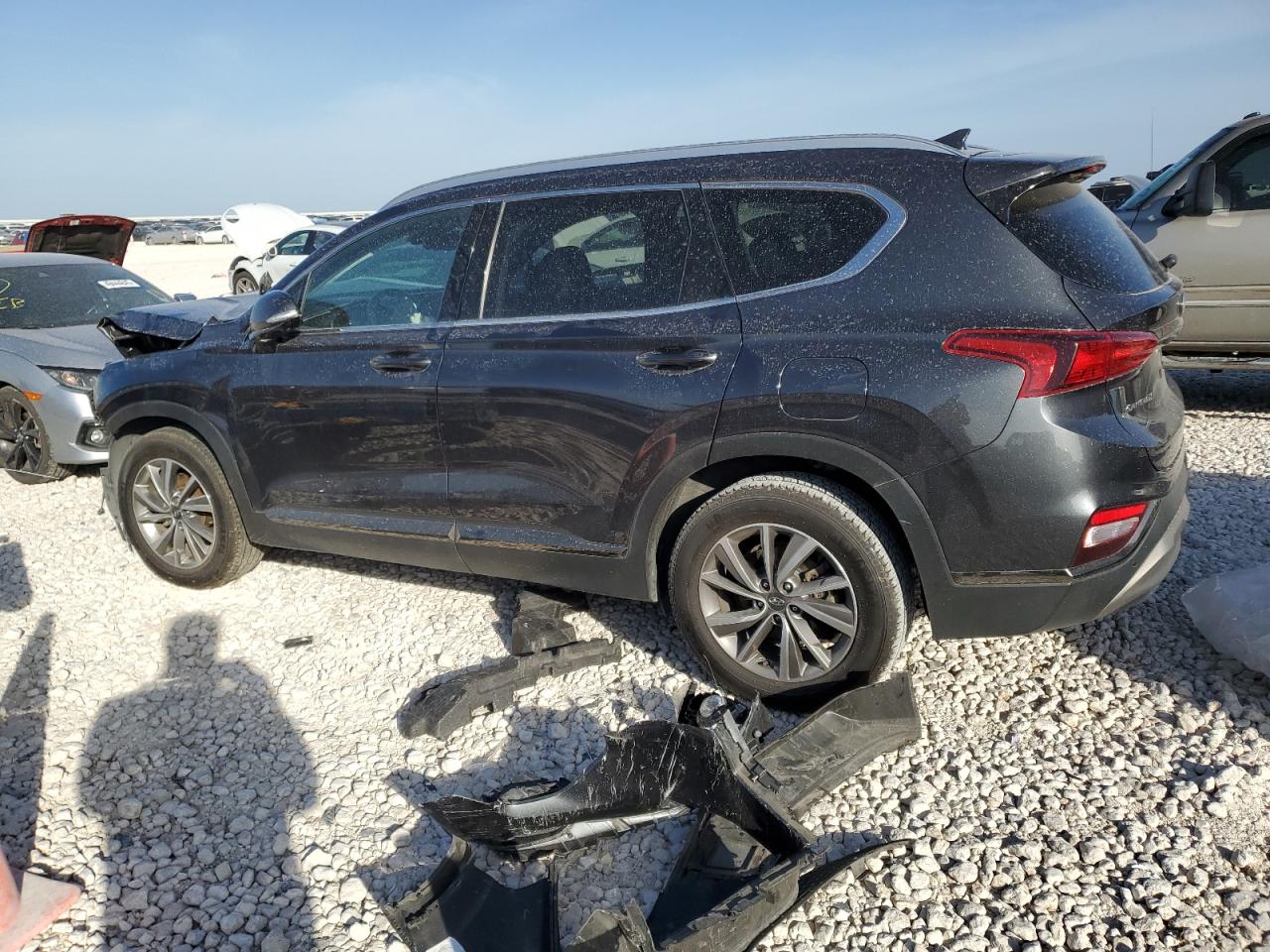 2020 Hyundai Santa Fe - Image 2