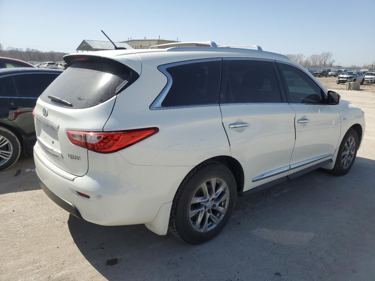2015 Infiniti QX60 - Image 3