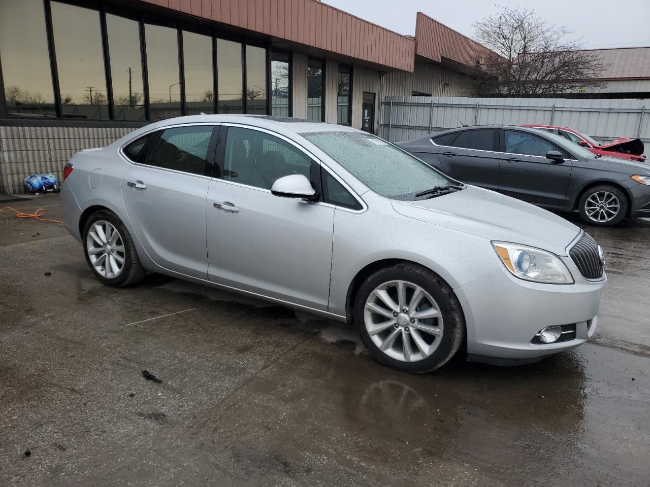 2013 Buick Verano - Image 4