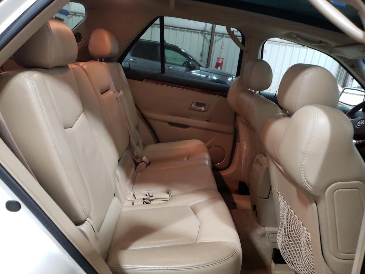 2008 Cadillac SRX - Image 11