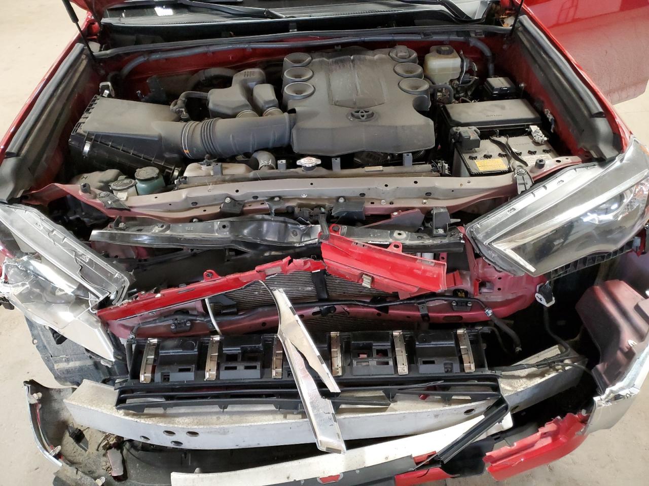 2022 Toyota 4Runner - Image 13