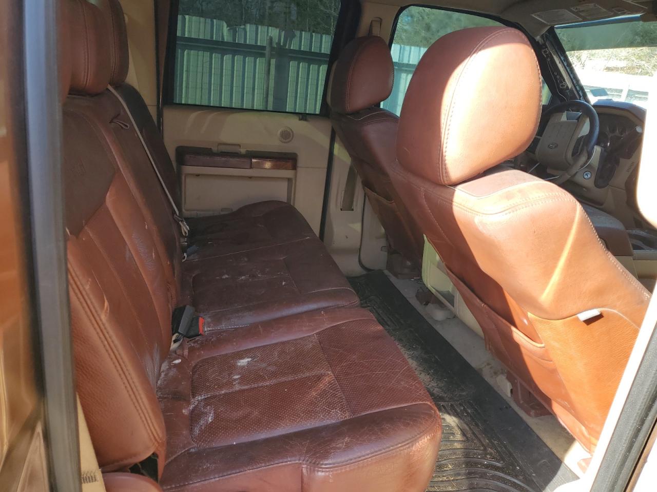 2011 Ford F250 - Image 10