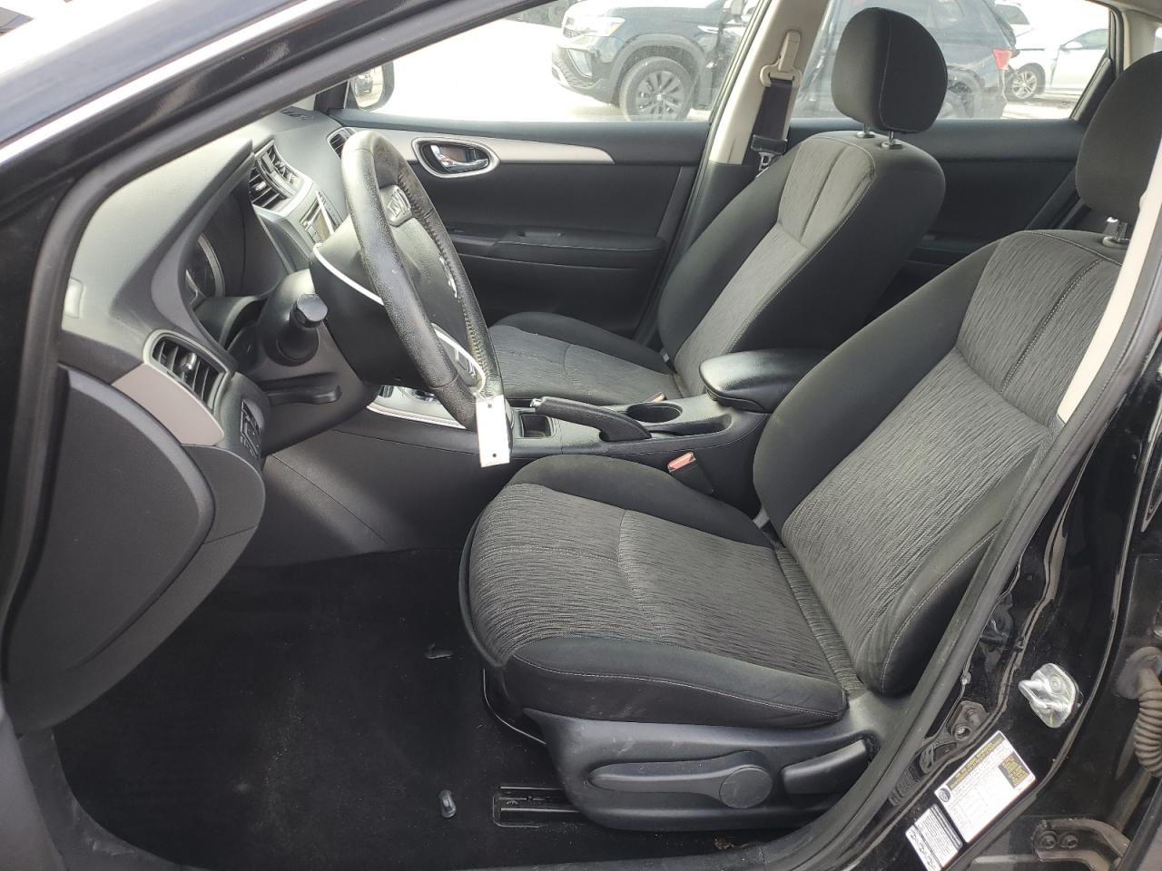 2015 Nissan Sentra - Image 7