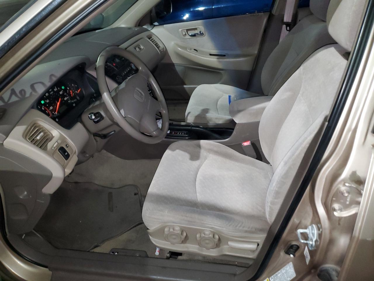 2001 Honda Accord Lx VIN: 1HGCG56481A055535 Lot: 50276205