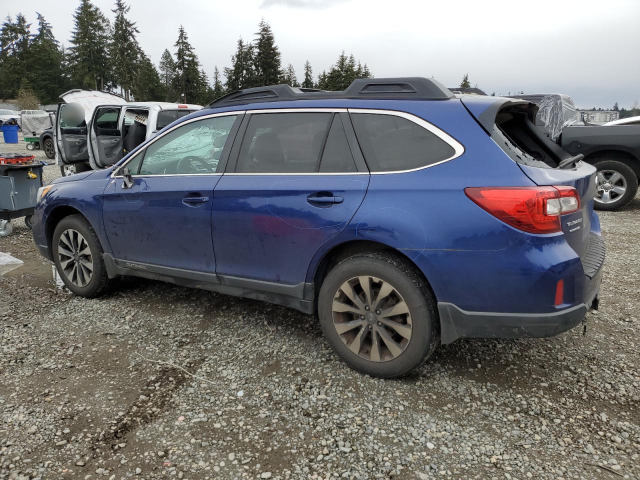 2015 Subaru Outback - Image 2