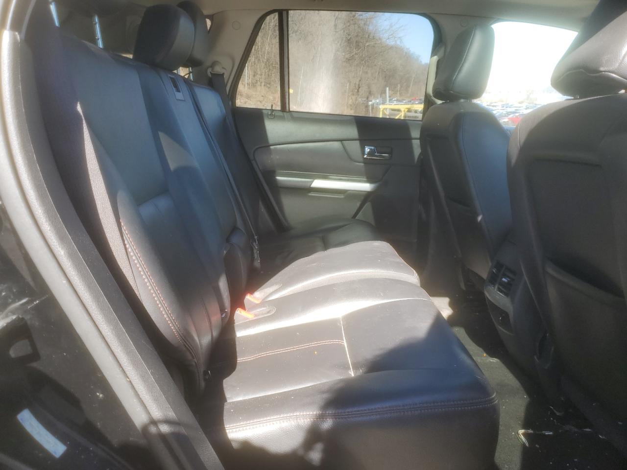 2011 Ford Edge - Image 11