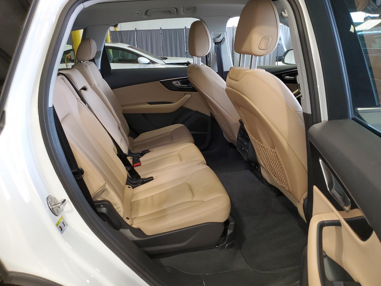 2021 Audi Q7 - Image 10