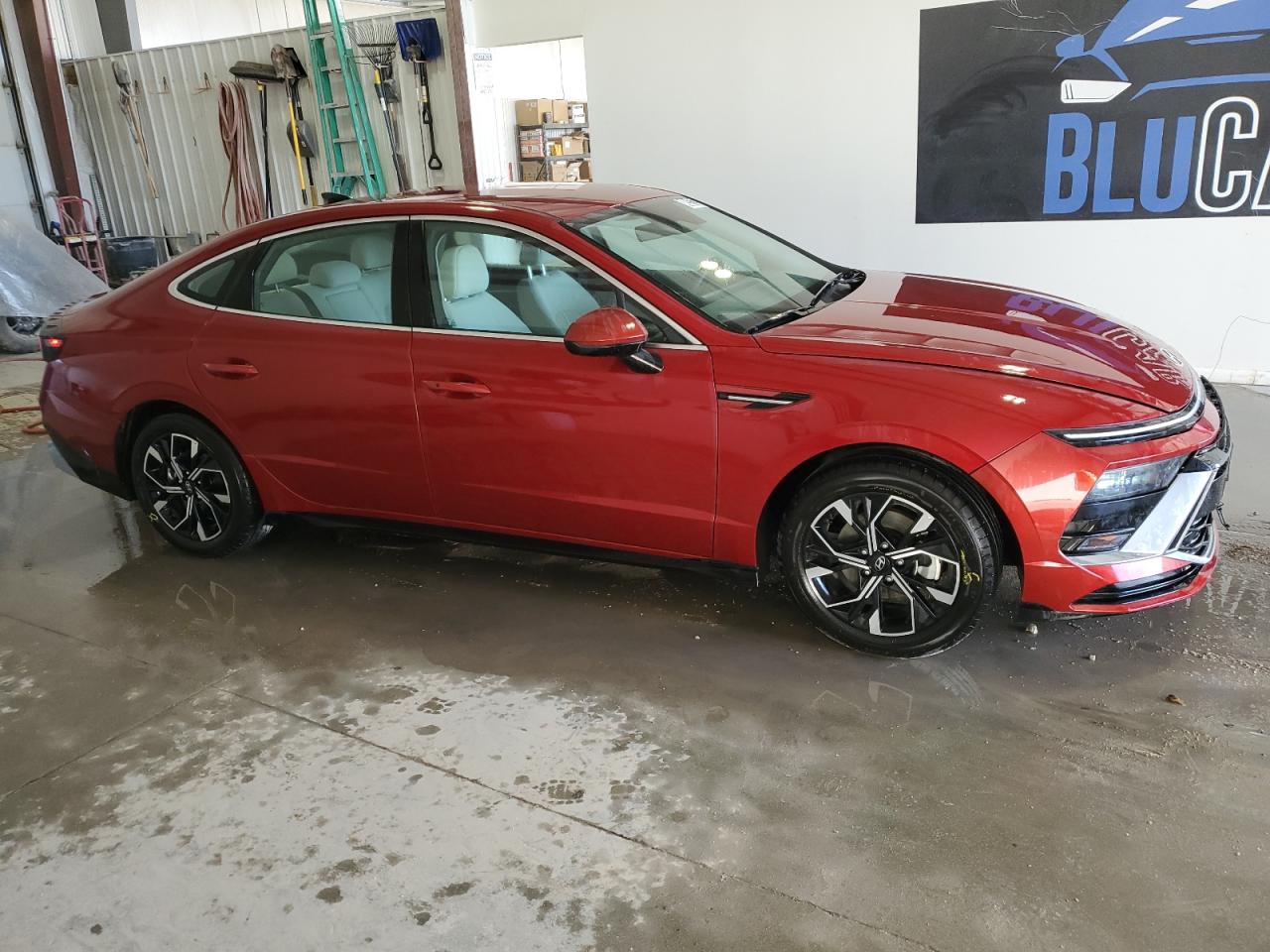 2024 Hyundai Sonata - Image 4