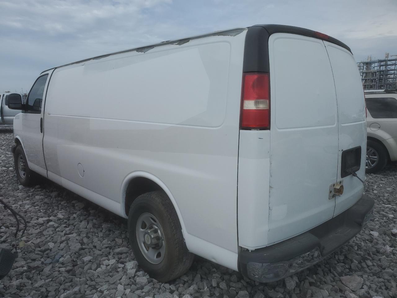 2013 Chevrolet Express - Image 2