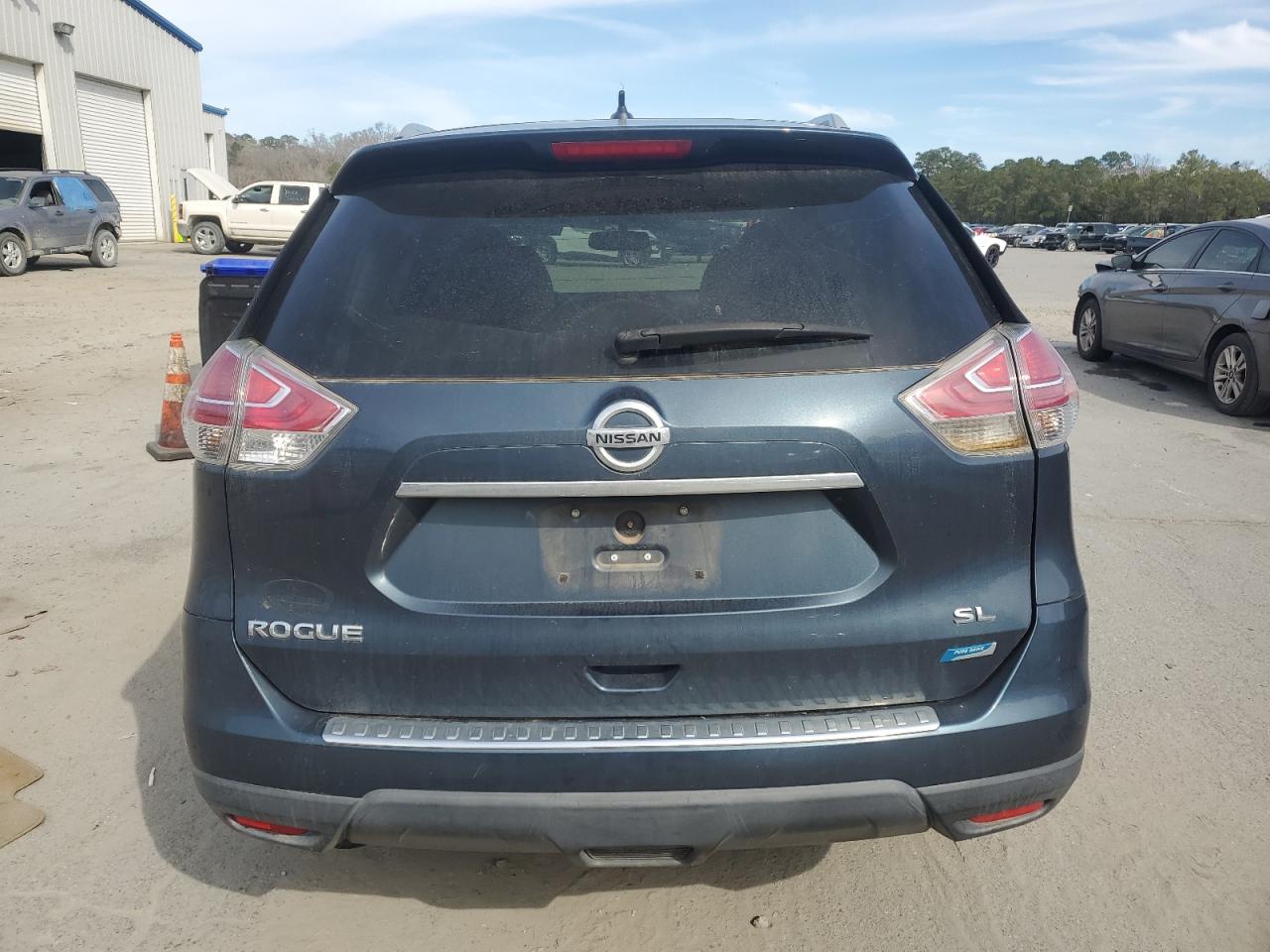 2014 Nissan Rogue - Image 6