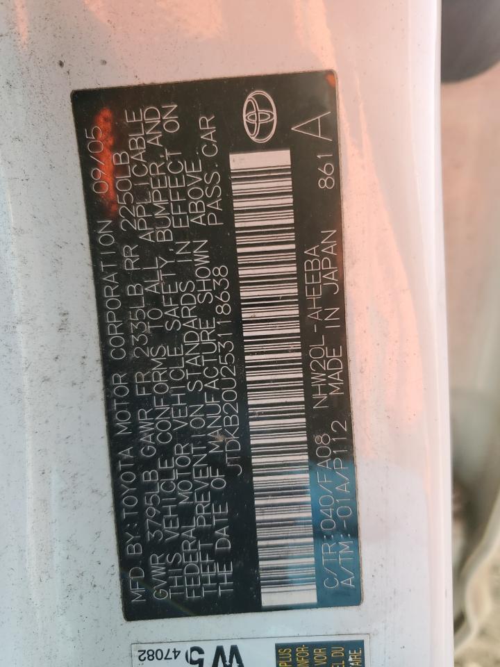 2005 Toyota Prius - Image 12