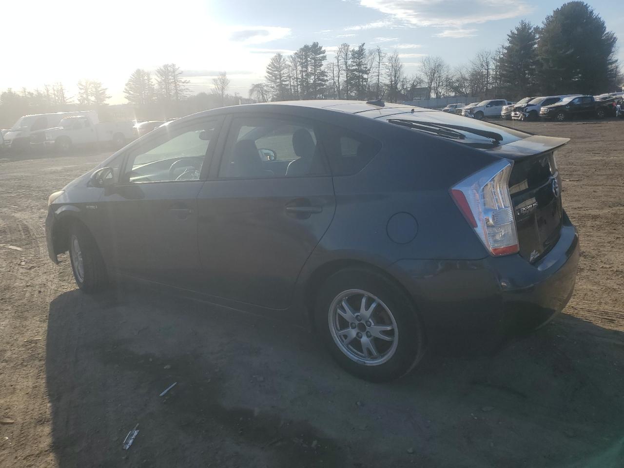 2010 Toyota Prius - Image 2
