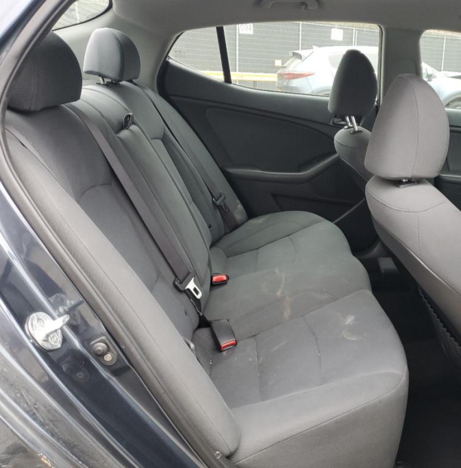 2015 Kia Optima - Image 10