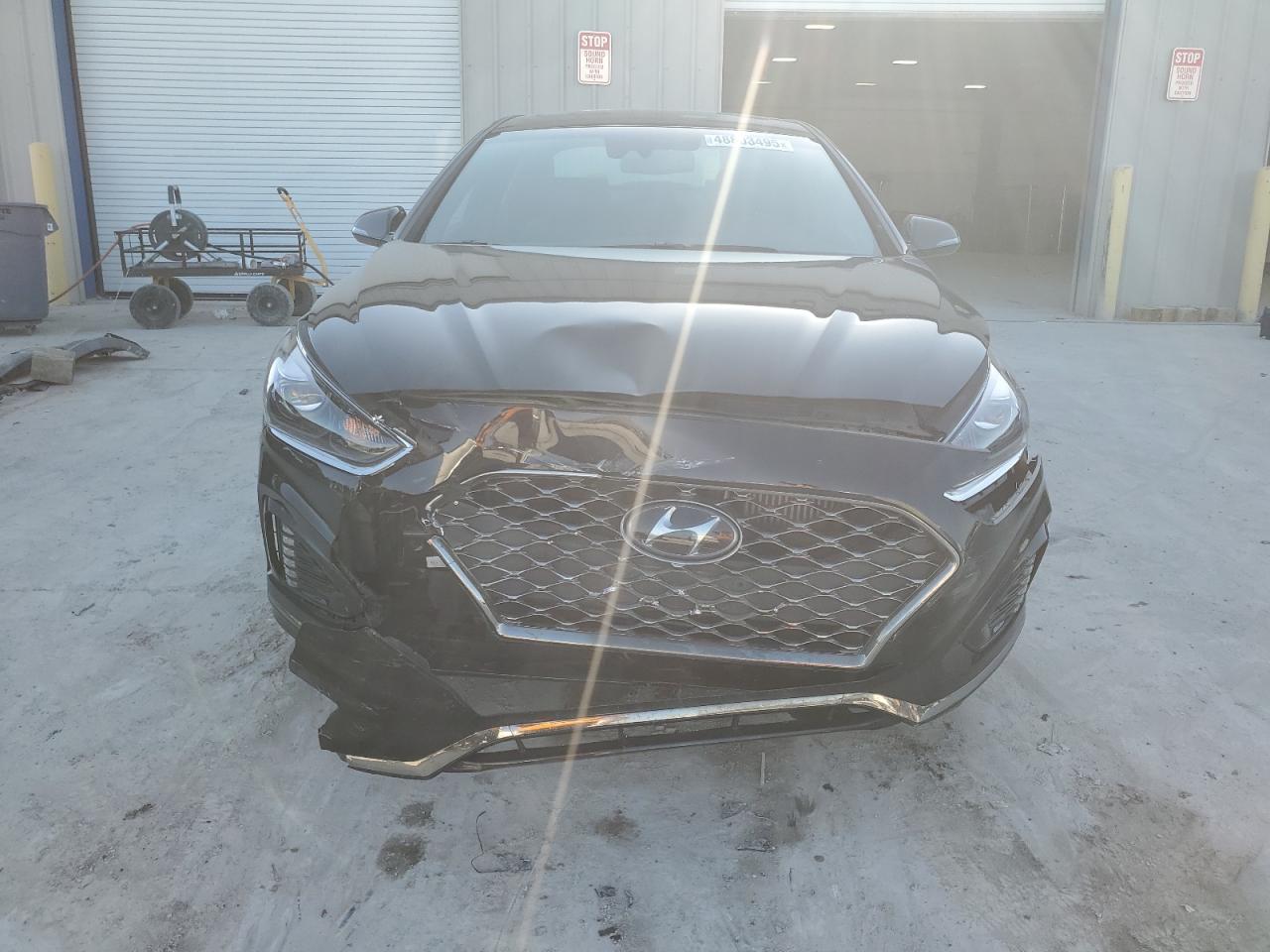 2018 Hyundai Sonata - Image 5