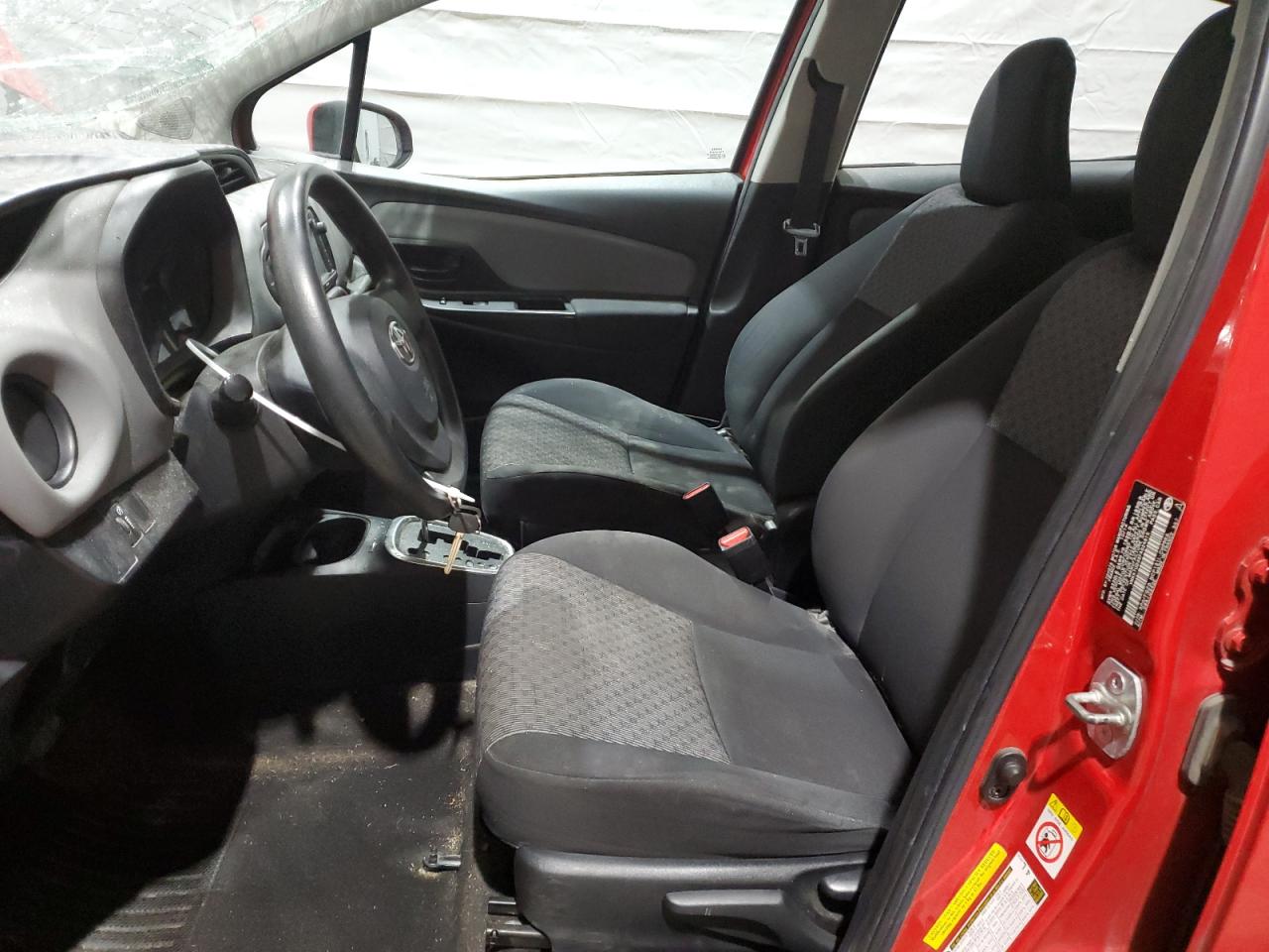 2015 Toyota Yaris - Image 7