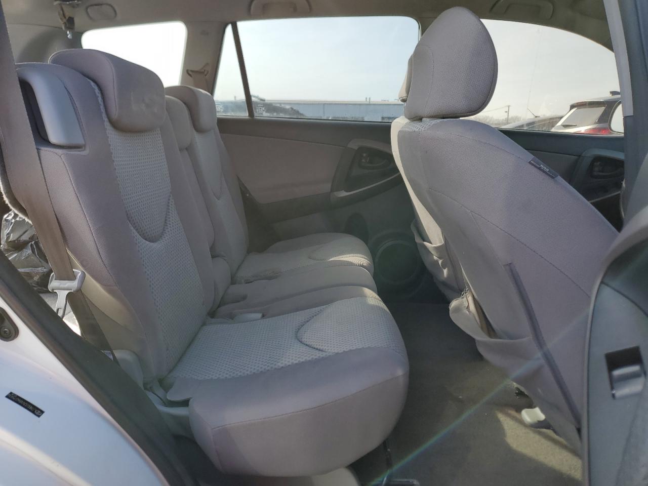 2008 Toyota RAV 4 - Image 11