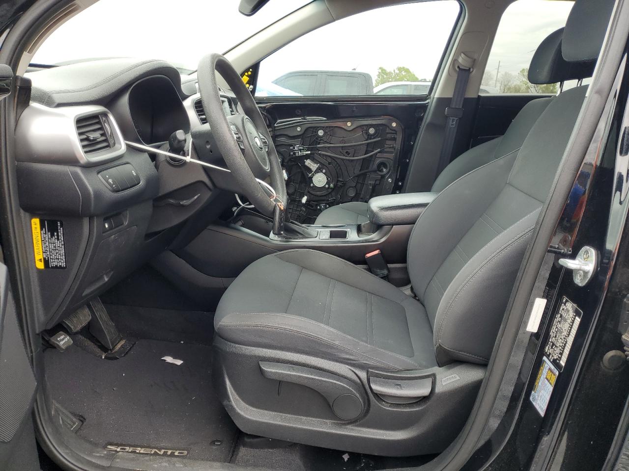 2017 Kia Sorento - Image 7