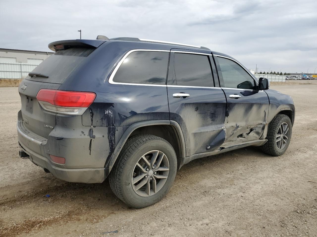 2017 Jeep Grand Cherokee - Image 3