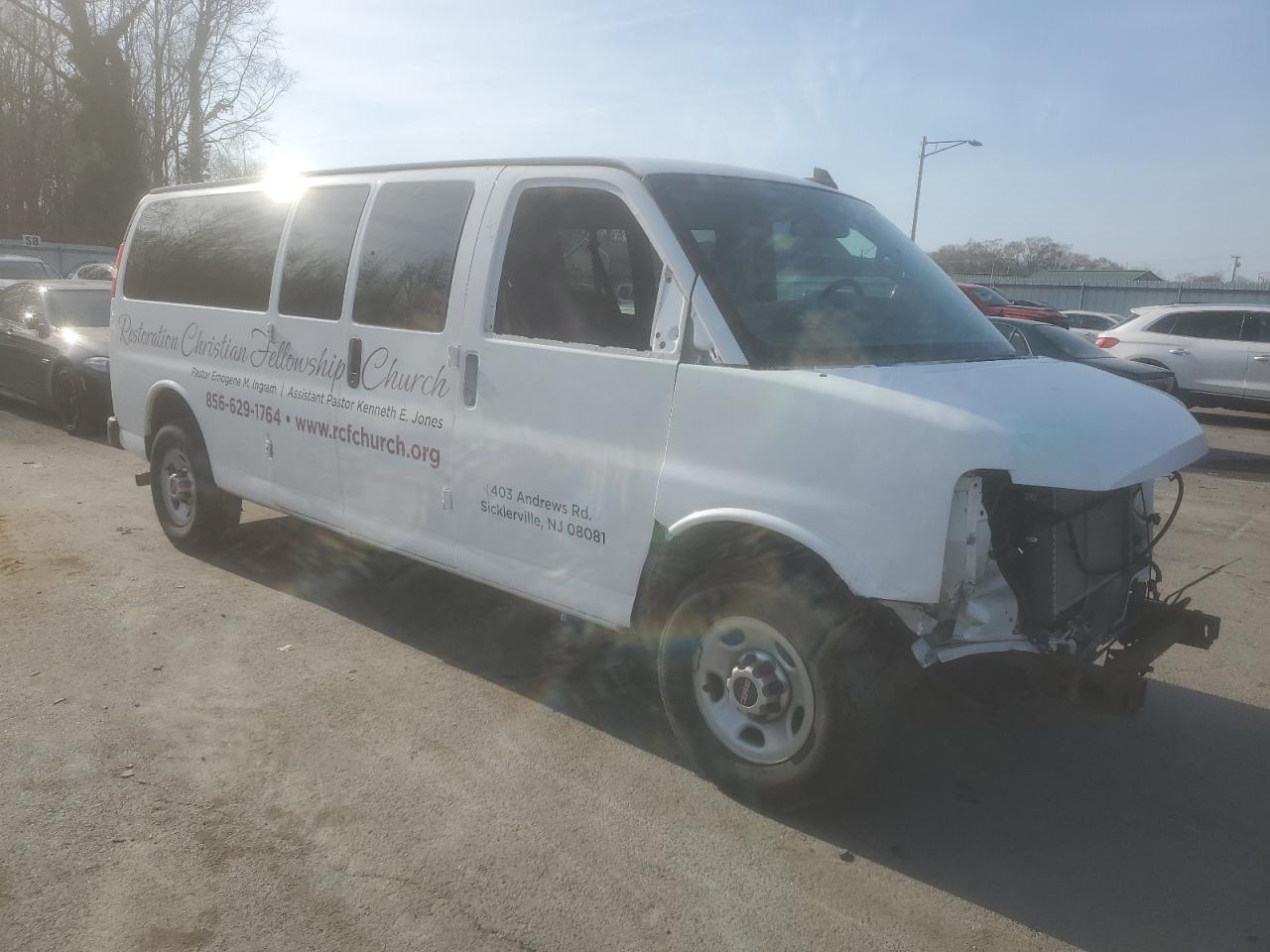 2016 GMC Savana - Image 4