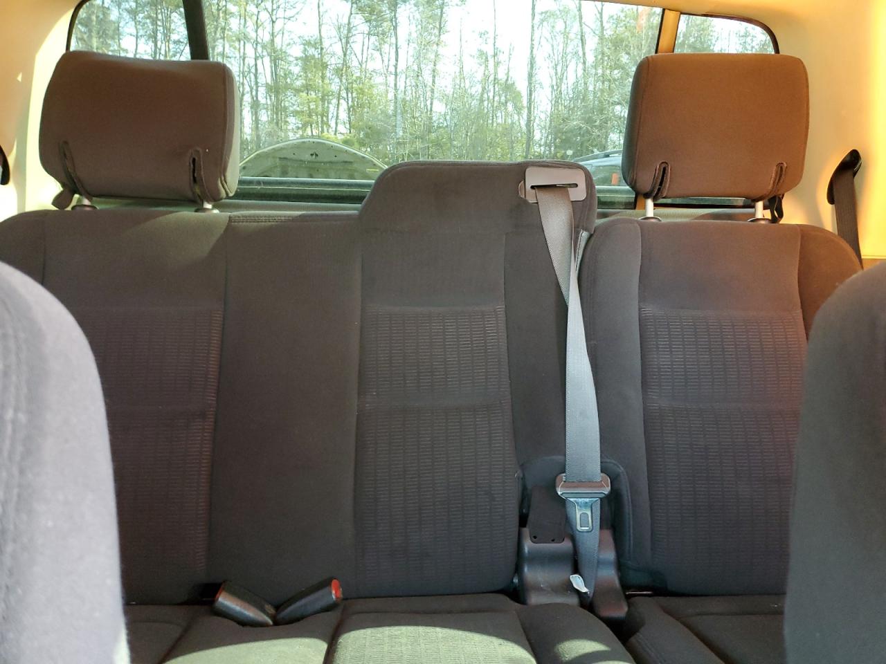 2010 Ford Explorer - Image 10