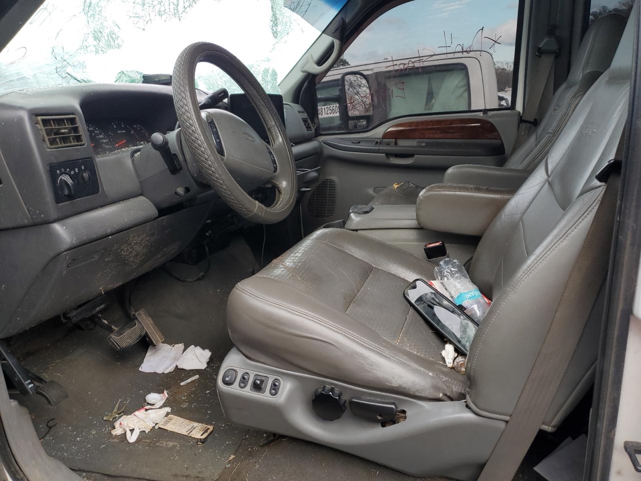 2002 Ford F350 - Image 7