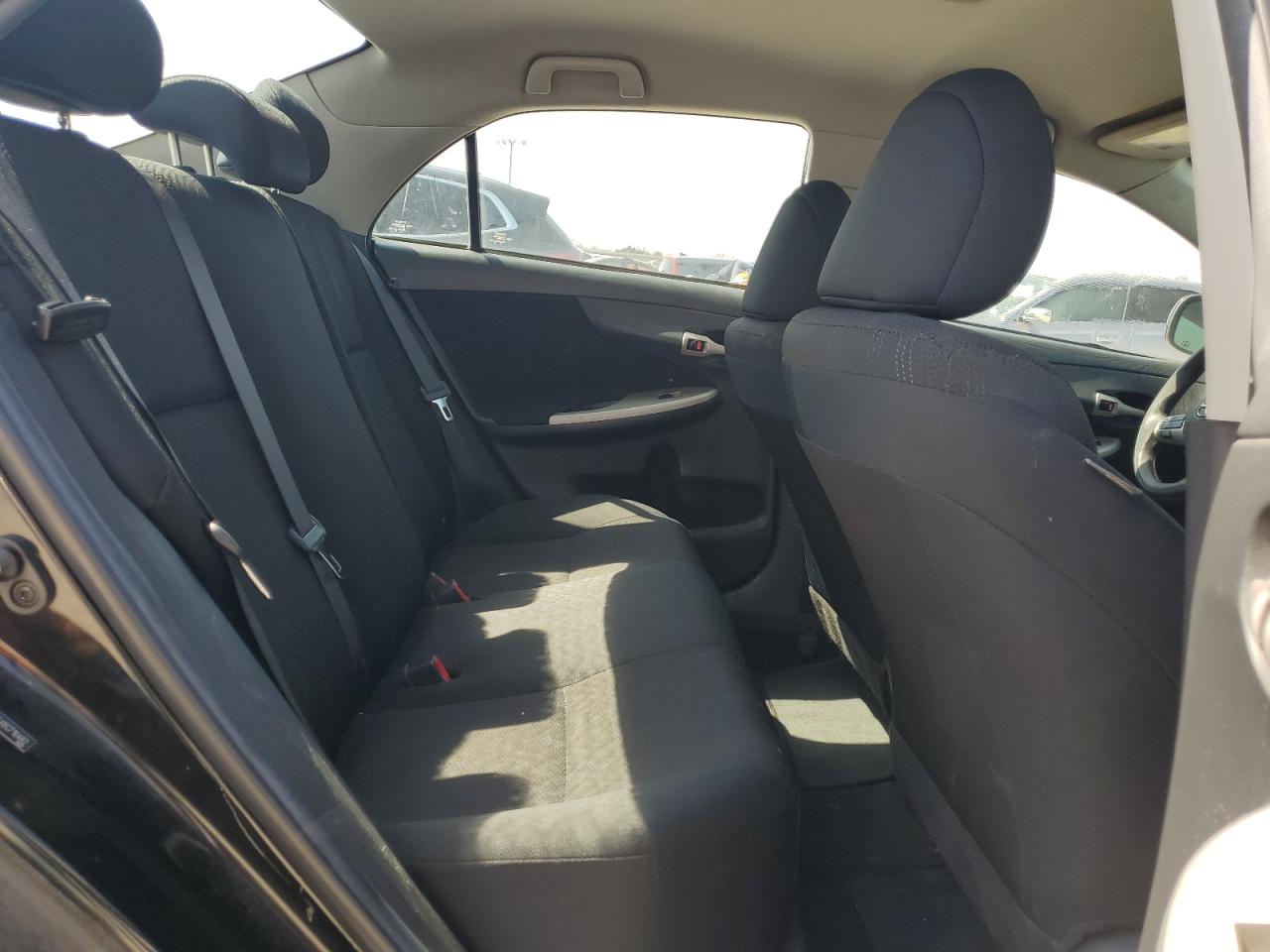 2011 Toyota Corolla - Image 10