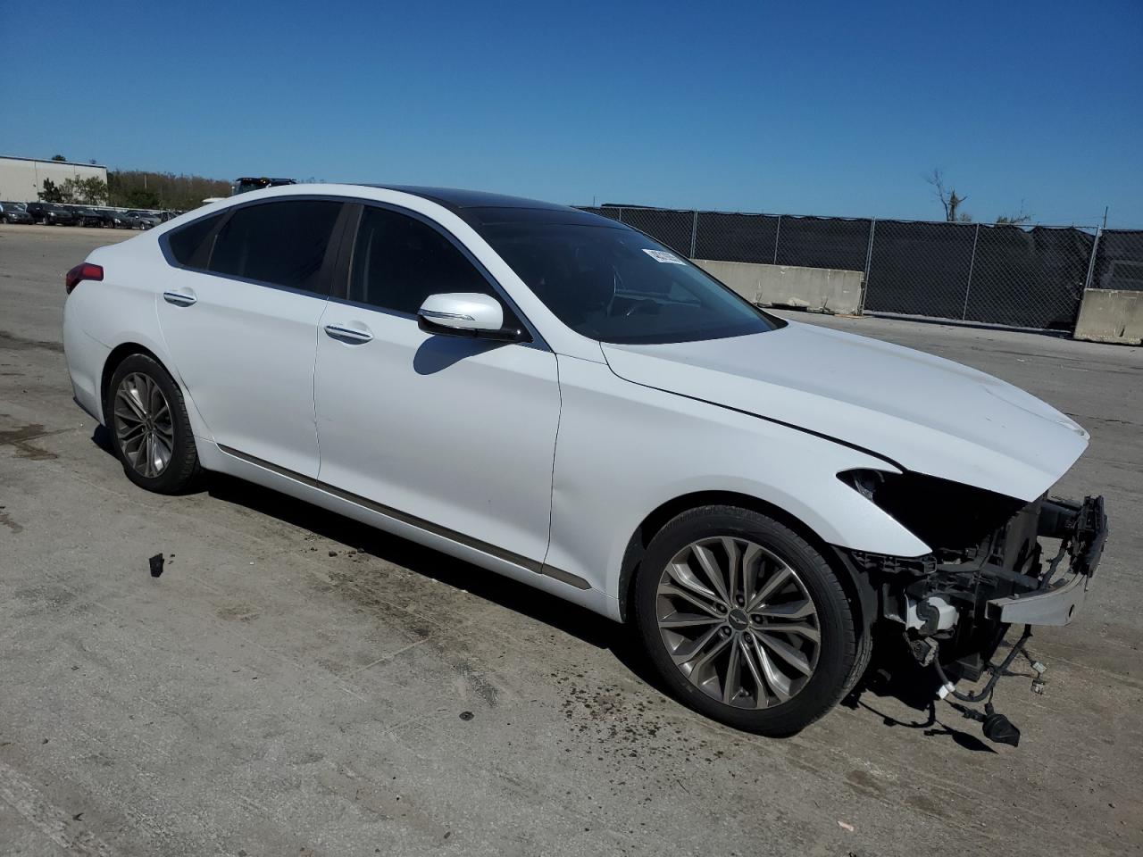2015 Hyundai Genesis - Image 4