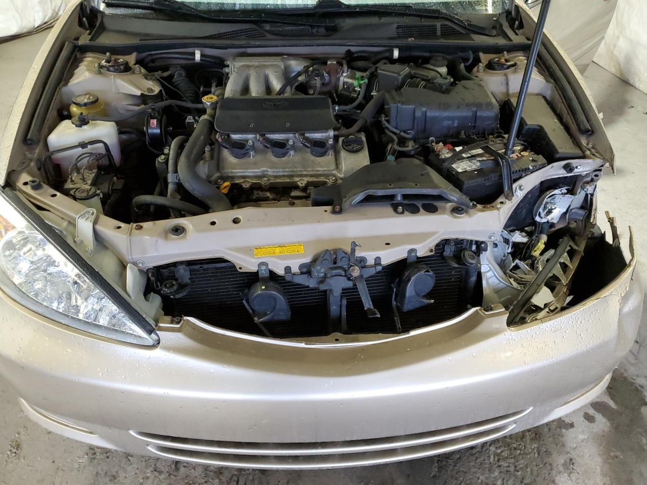 2003 Toyota Camry - Image 11
