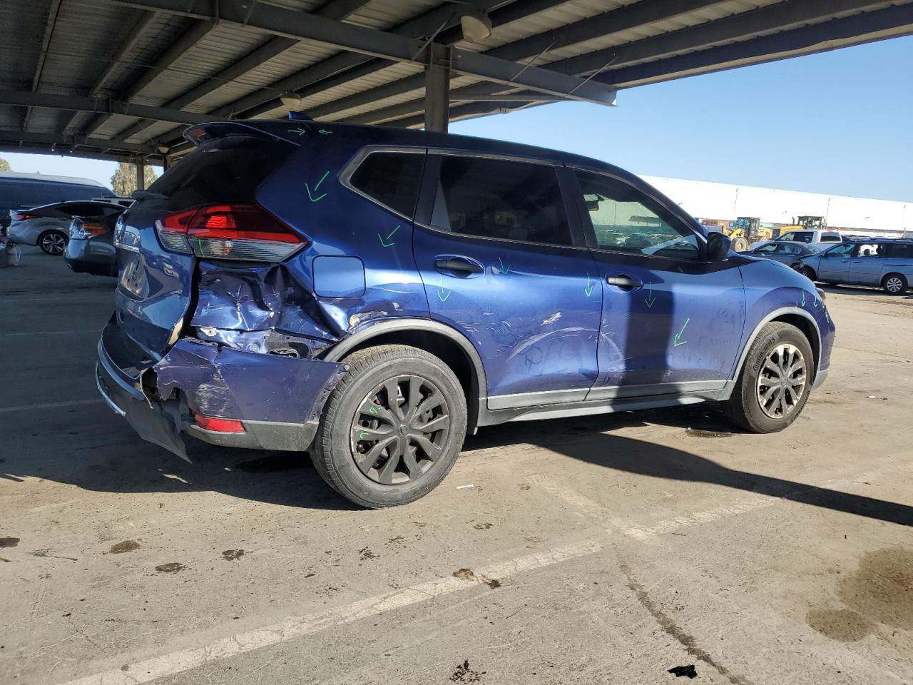 2018 Nissan Rogue - Image 3