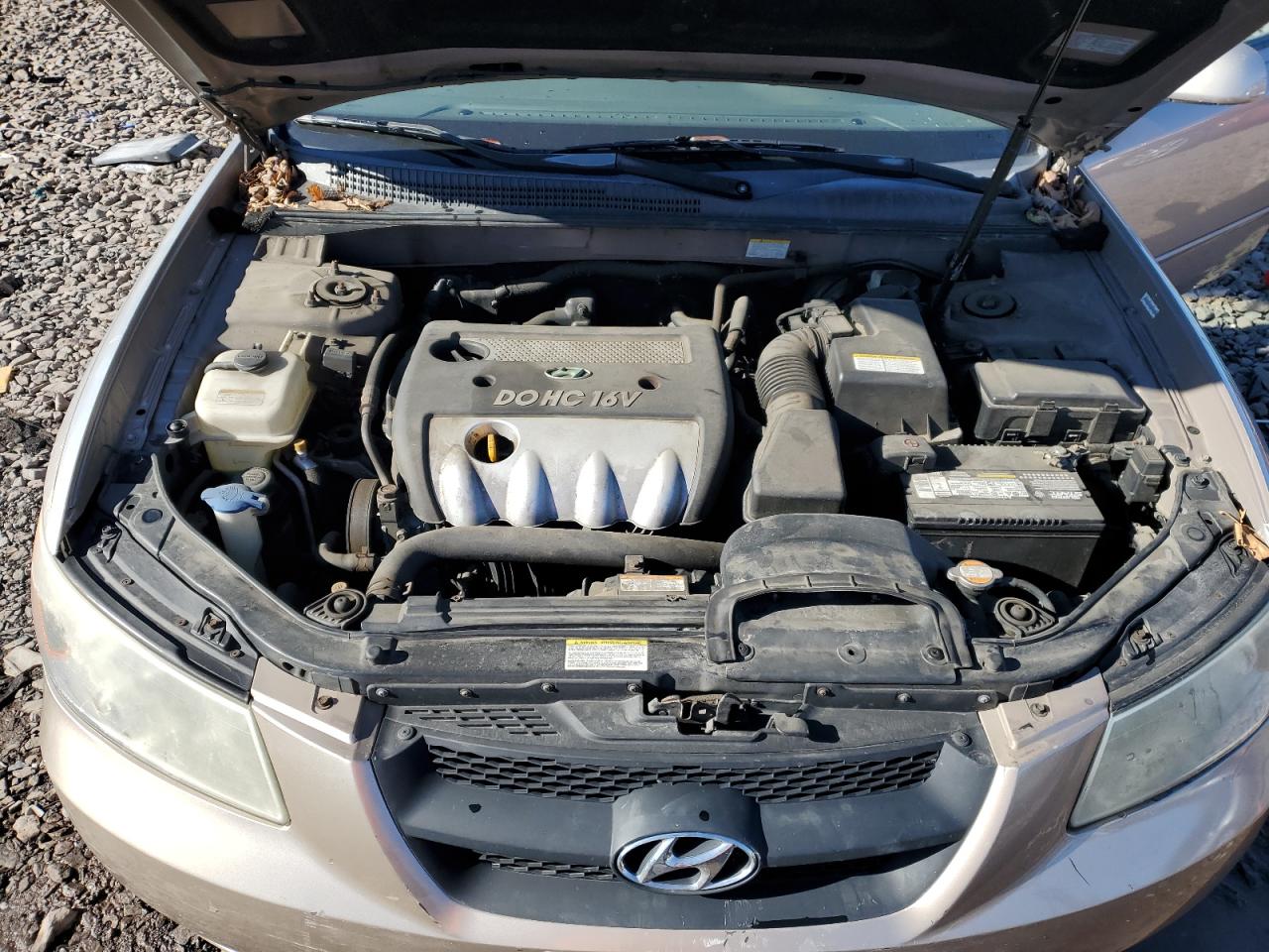 2008 Hyundai Sonata - Image 13