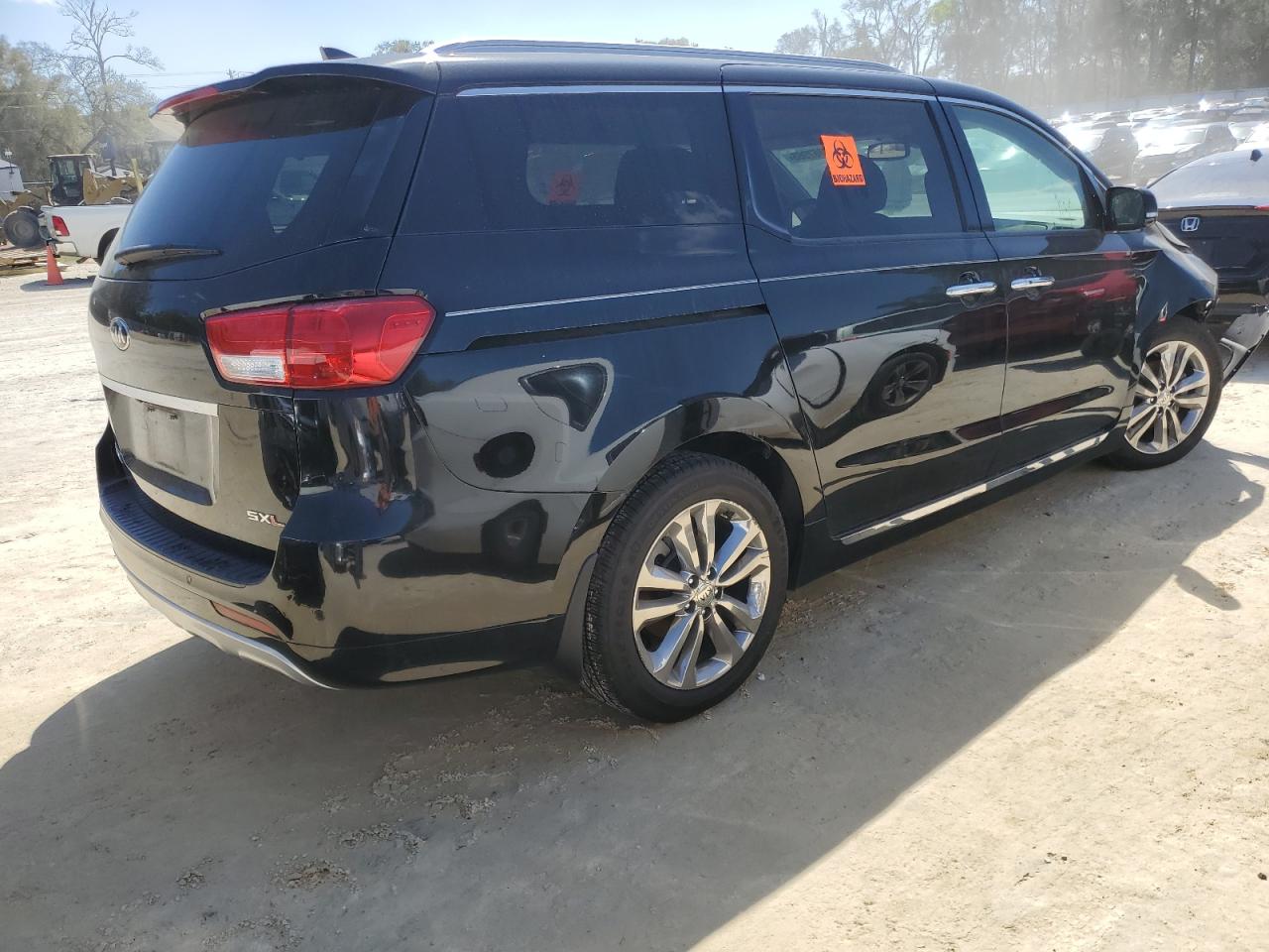2018 Kia Sedona - Image 3