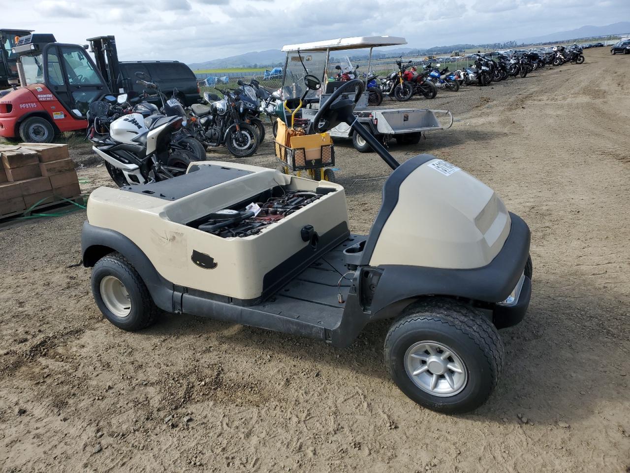 Golf Cart იყიდება American Canyon-ში, CA - Stripped