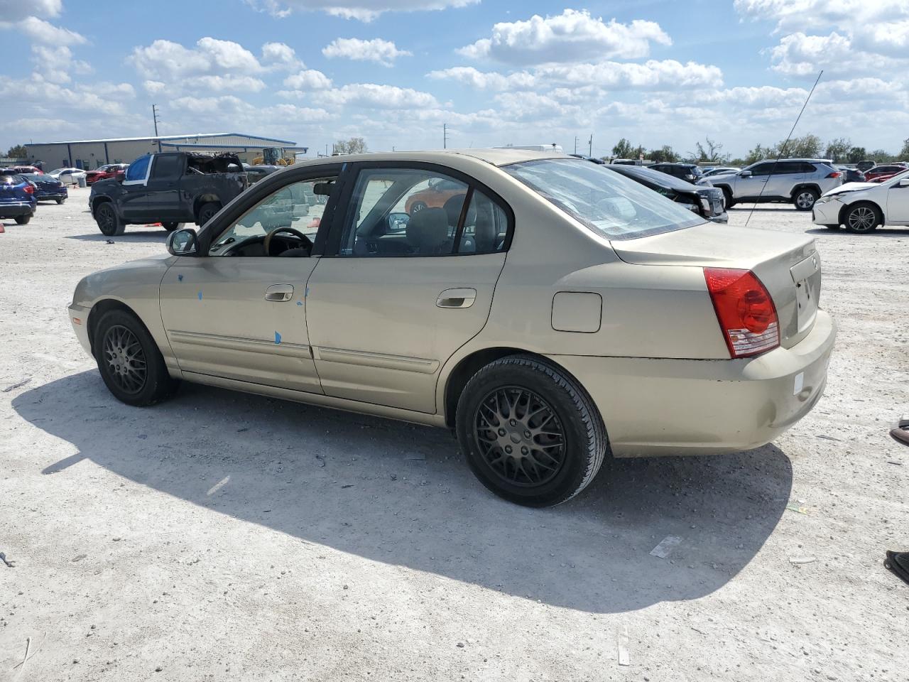 2006 Hyundai Elantra - Image 2