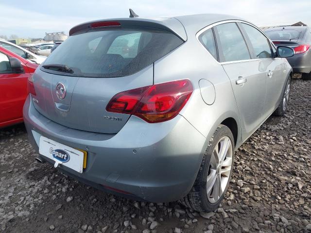 2011 VAUXHALL ASTRA SRI