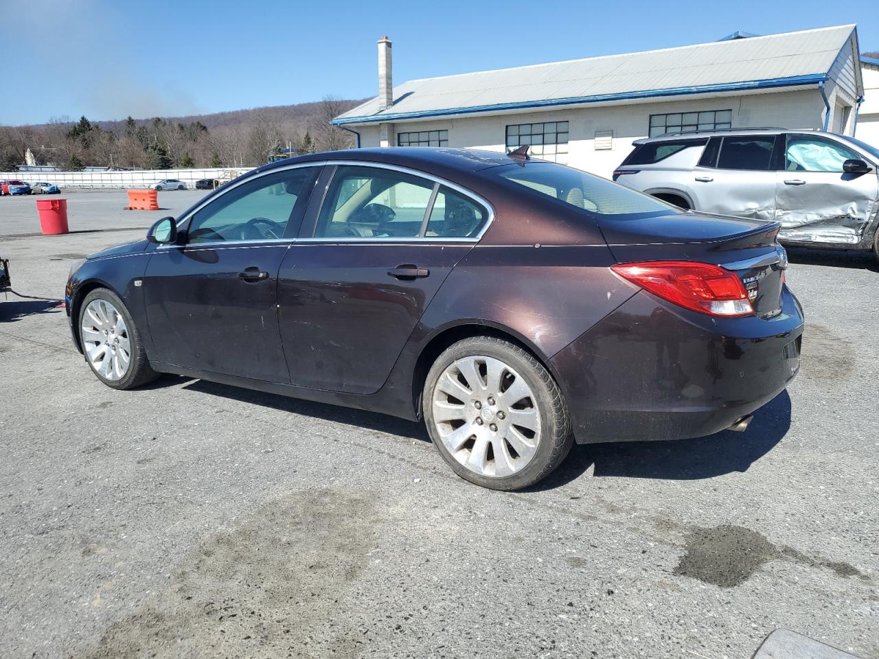 2011 Buick Regal - Image 2