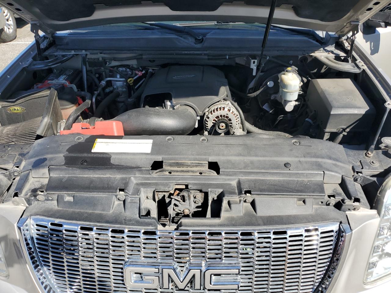 2007 GMC Yukon - Image 12