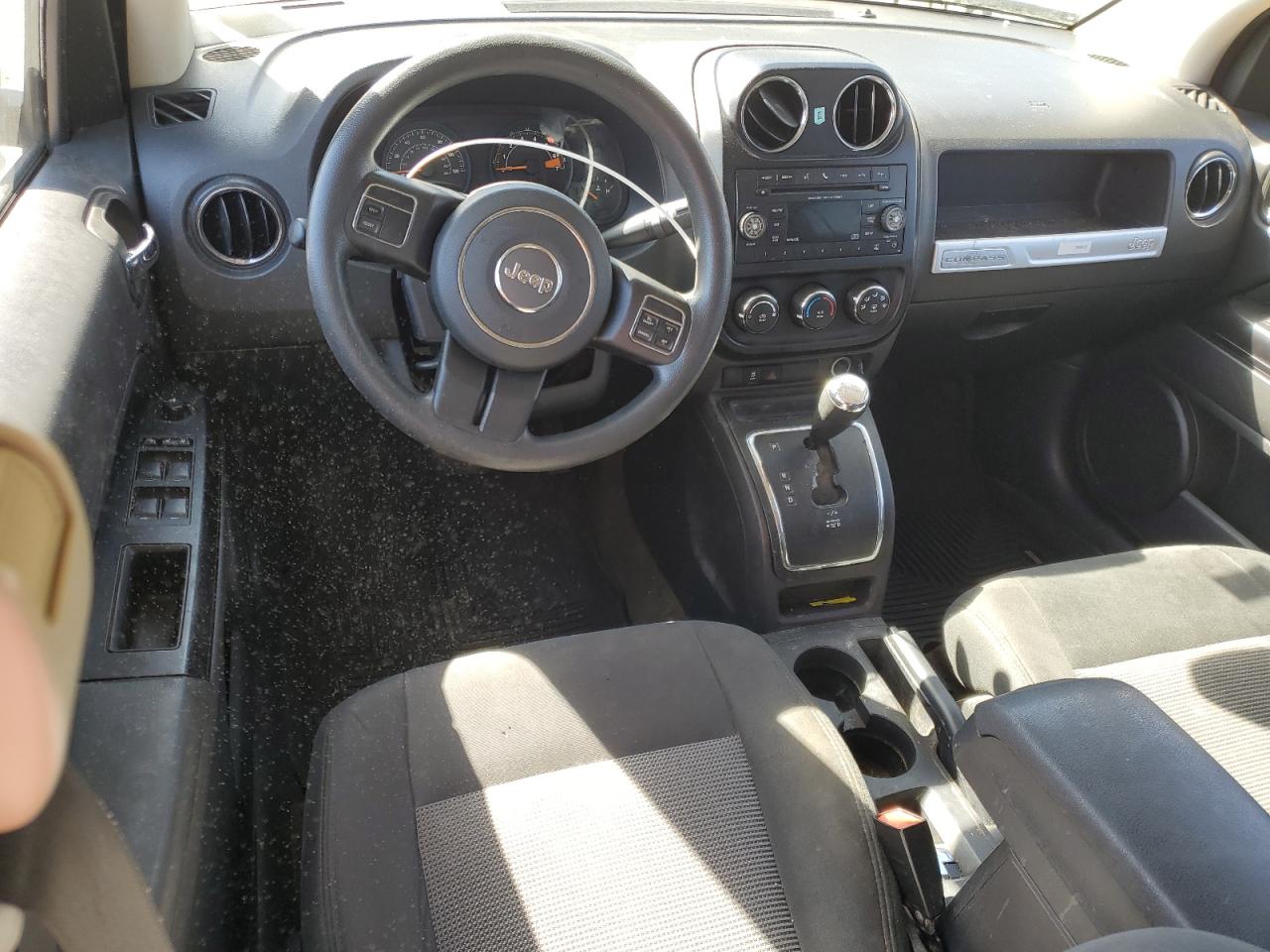 2017 Jeep Compass - Image 8
