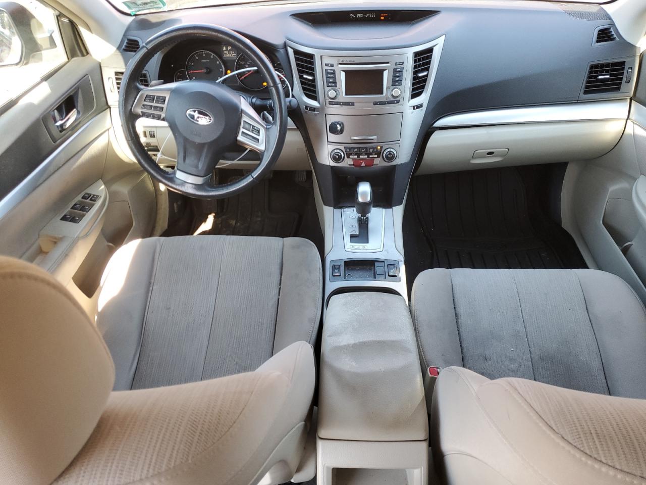 2014 Subaru Outback - Image 8