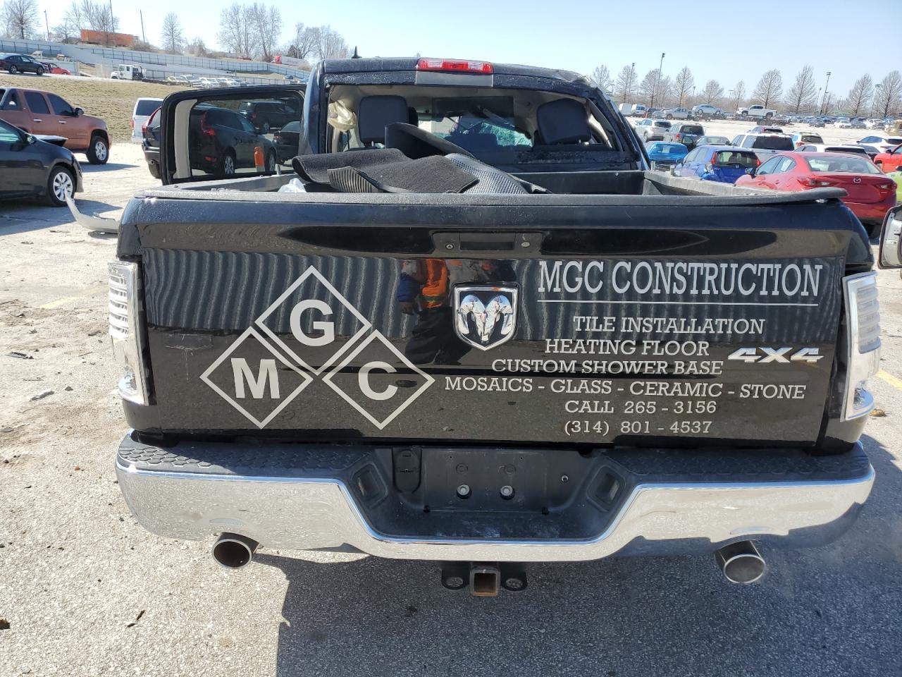 2015 RAM 1500 - Image 6